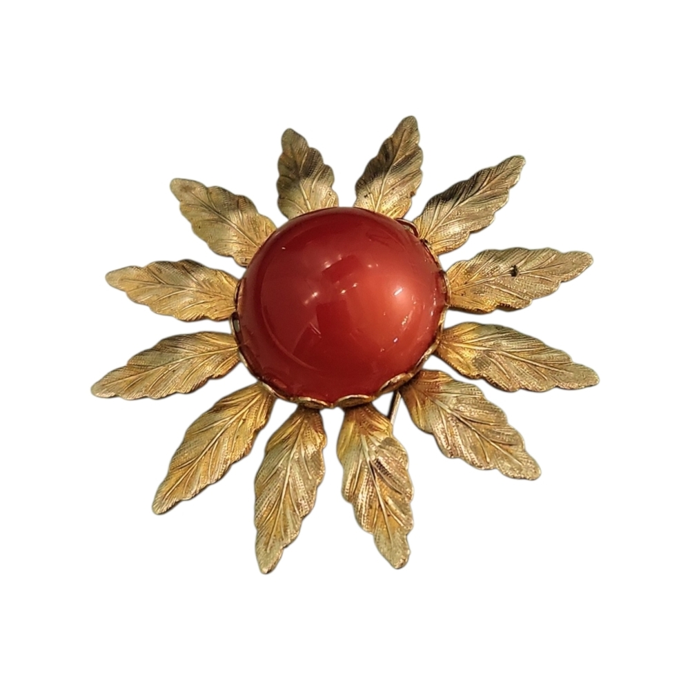 Vintage 50's MCM Gold Starburst Red Coral Thermoset Lucite Cabochon Brooch Retro